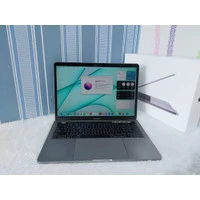 Macbook Pro 13"