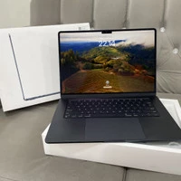 Apple Macbook Air
